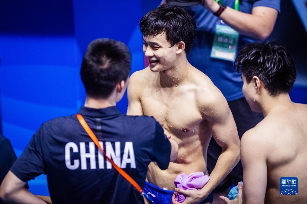 跳水——全国锦标赛：王宗源/龙道一男子双人3米板夺冠